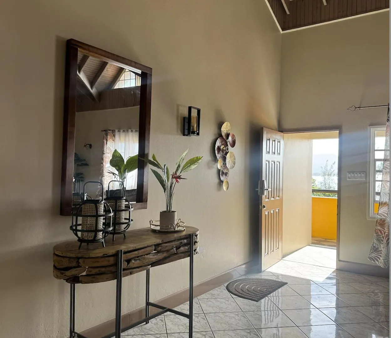 Mayas Apartment Бухта Монтего