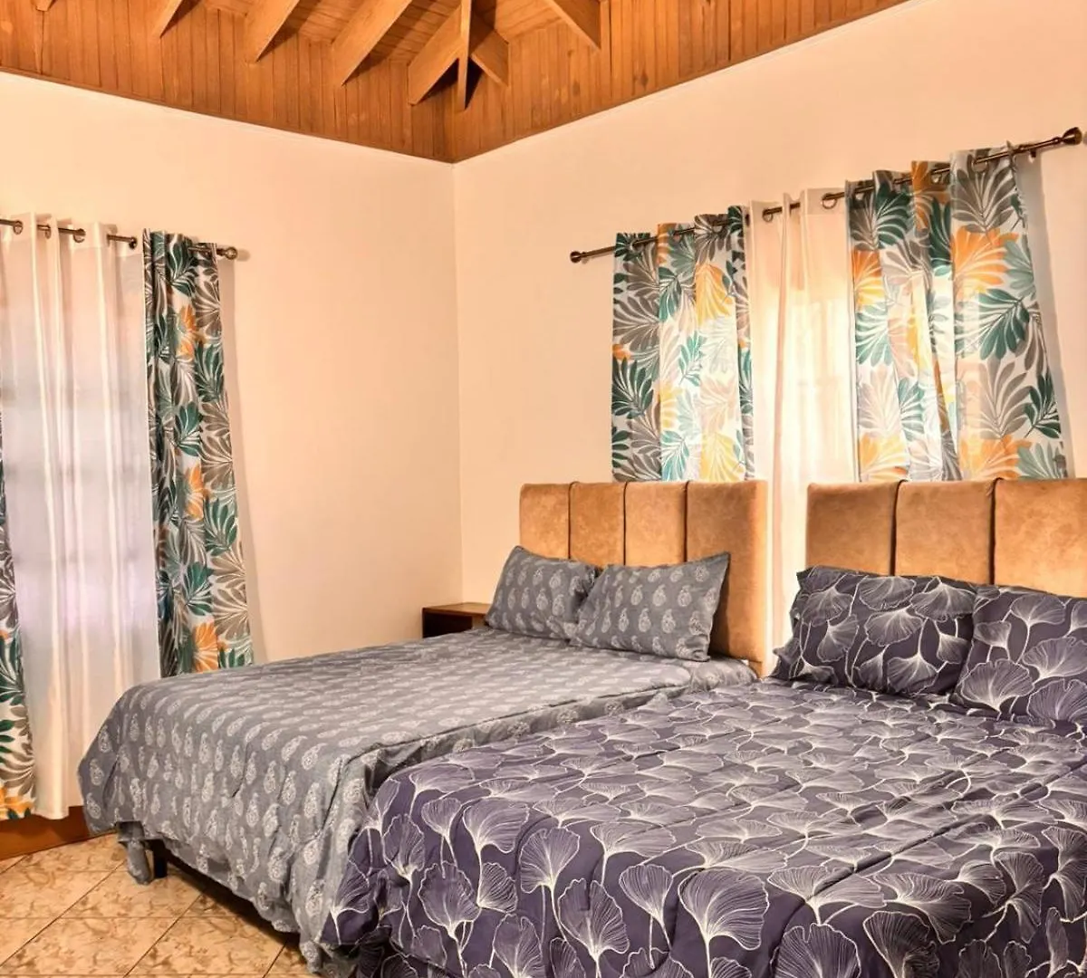 Mayas Apartment Бухта Монтего
