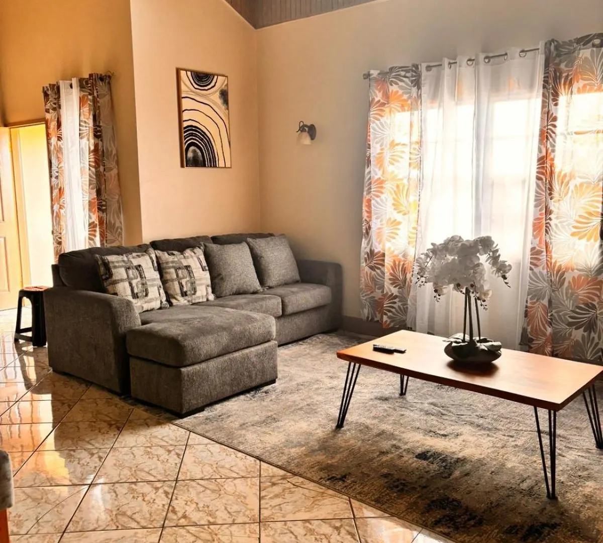 Mayas Apartment Бухта Монтего